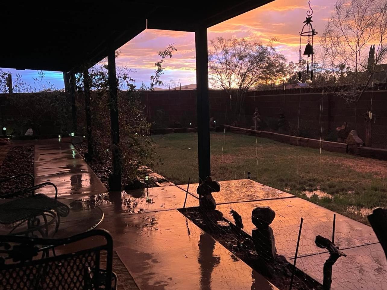 Hole In The Wall Getaway - Usa Mexico Border Bed And Breakfast Columbus Extérieur photo