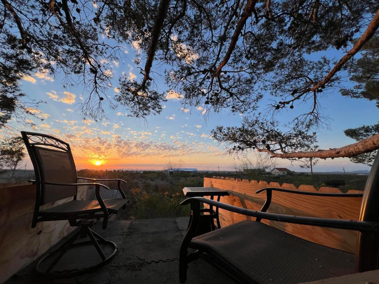 Hole In The Wall Getaway - Usa Mexico Border Bed And Breakfast Columbus Extérieur photo