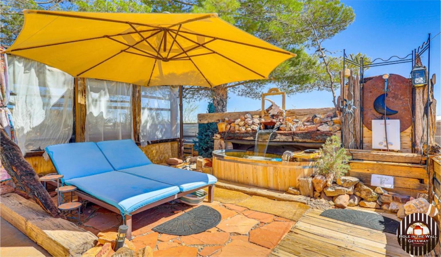 Hole In The Wall Getaway - Usa Mexico Border Bed And Breakfast Columbus Extérieur photo